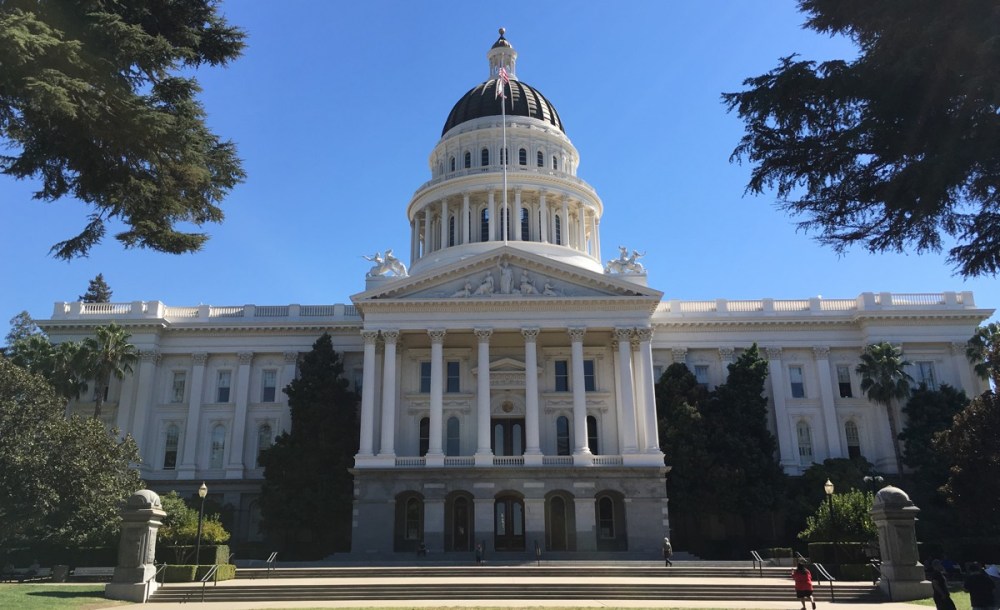 Sacramento_capitol_header