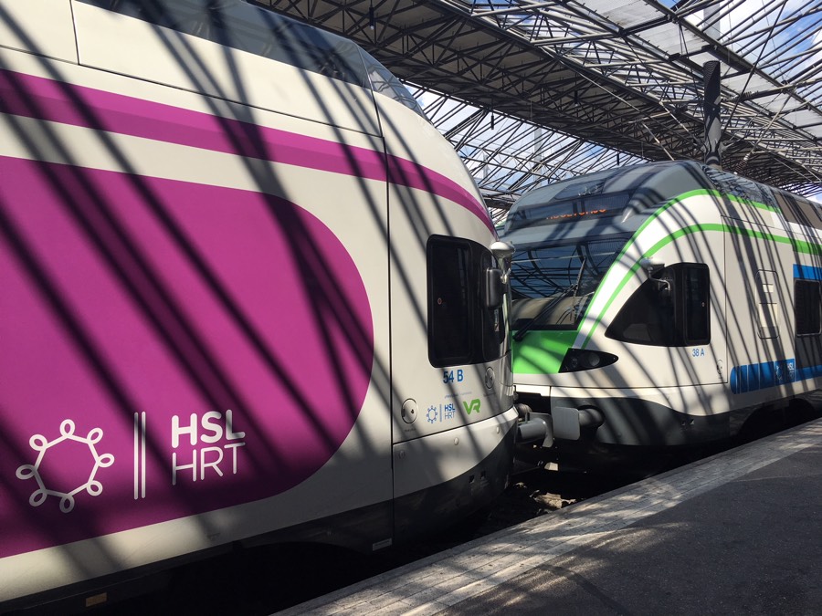 Helsinki_trains