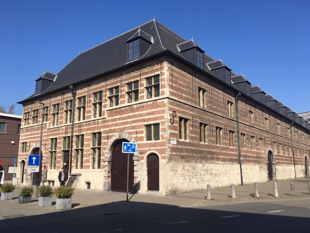 AntwerpPride_parade_Hessenhuis