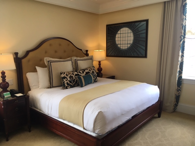 USA_206_TheJeffersonHotel_bed