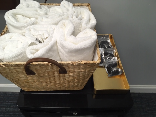 USA_206_TheJeffersonHotel_headphones