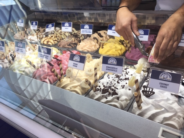 MSCSinfonia_food_icecream