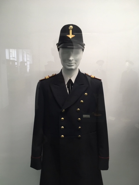 SlovenianRailwayMuseum_uniform