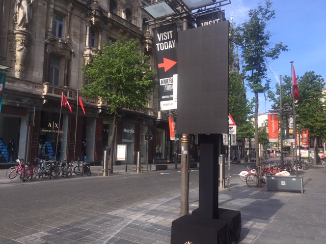 Antwerp_corona_lights