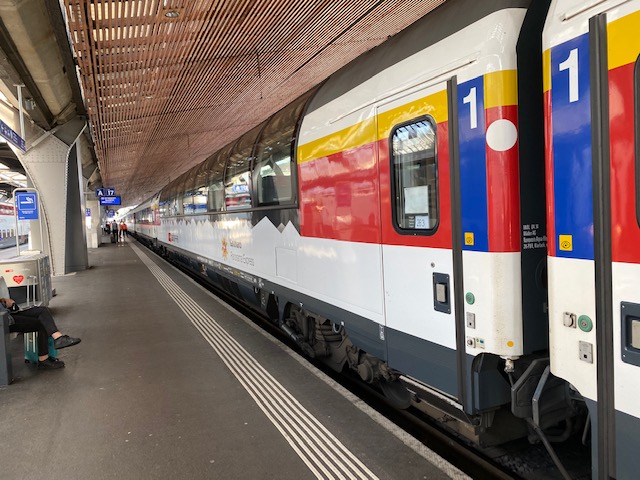 SBB_EC8_Panorama_outside